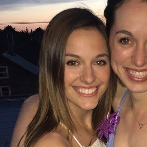 Meet your Posher, Rebecca